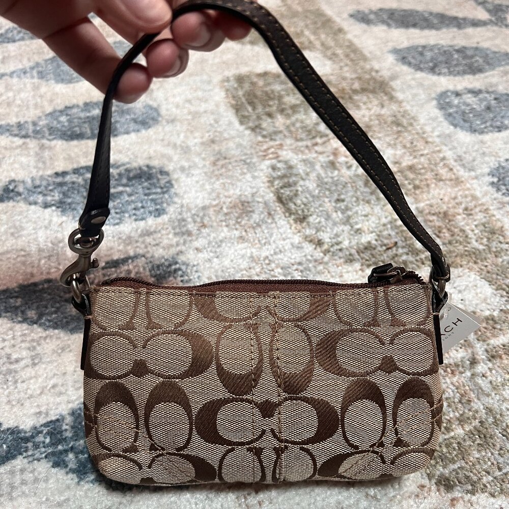 NWT Khaki/Tan Coach Signature Kissing C Wristlet Clutch Mini Purse